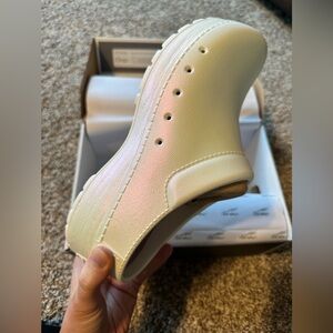 Dansko Kane Molded Pearl Iridescent Clogs Size 9.5 / 40